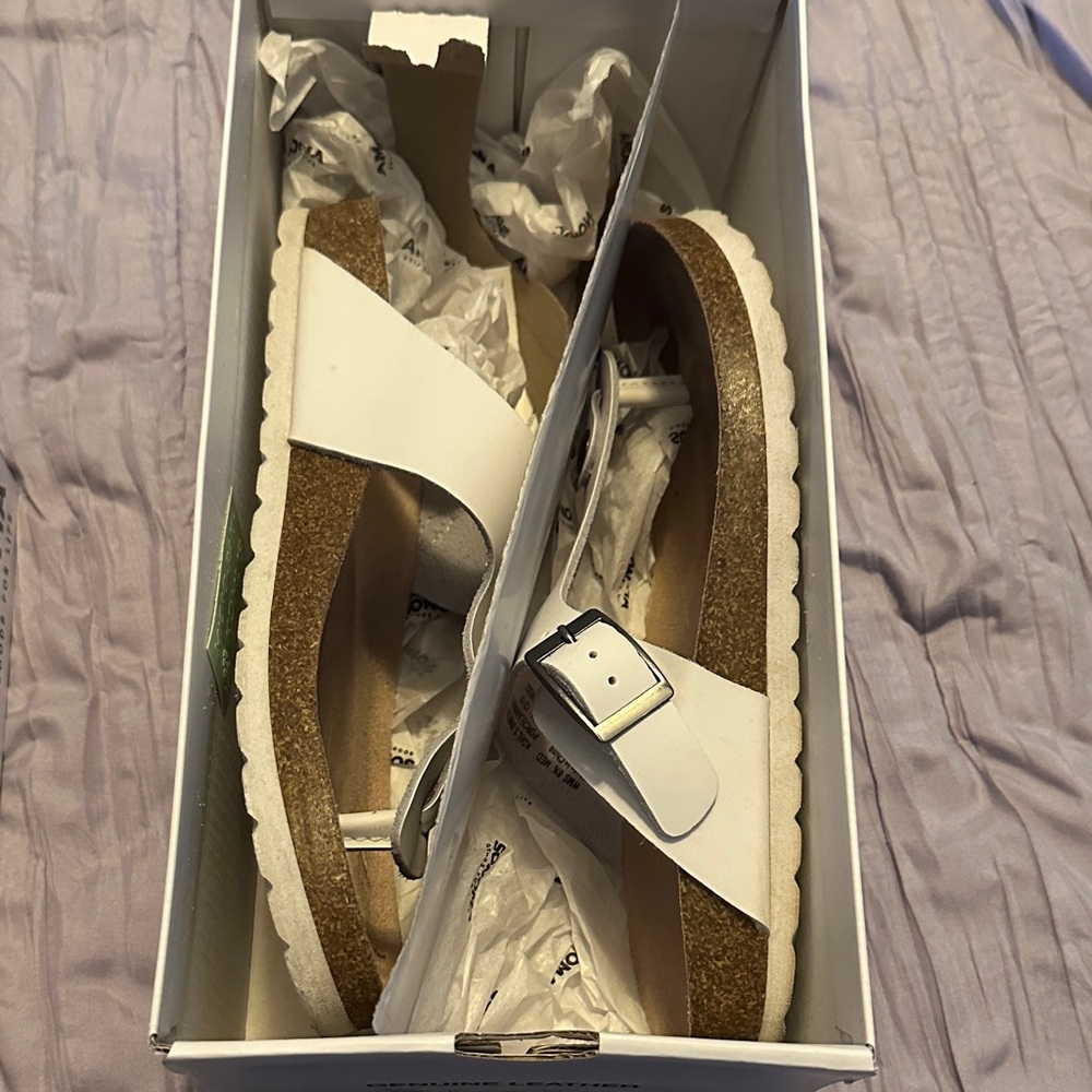 Sonoma White and Tan Sandals